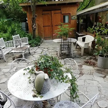 Szálloda & Restaurant Le Chalvet *