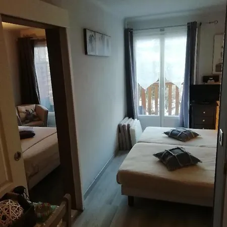 & Restaurant Le Chalvet Szálloda *