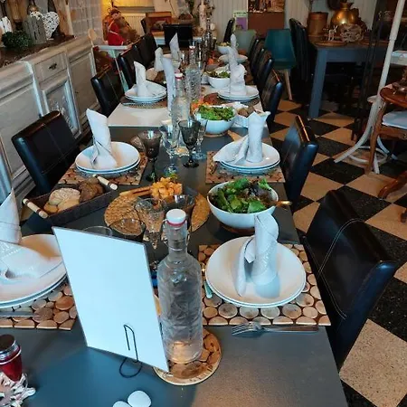 & Restaurant Le Chalvet Szálloda