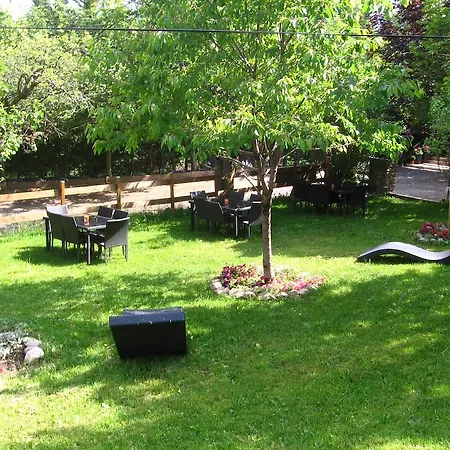 Szálloda & Restaurant Le Chalvet Embrun