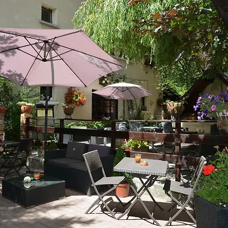 Szálloda & Restaurant Le Chalvet Embrun