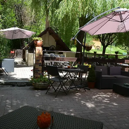 Szálloda & Restaurant Le Chalvet Embrun
